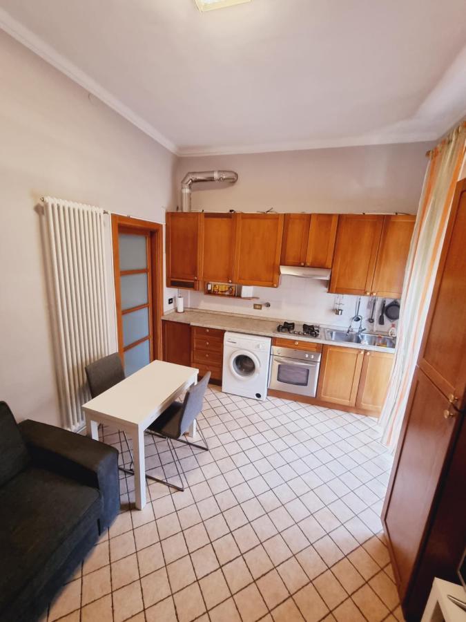 Classic Chic Bilocale Italia61. Apartment Turin