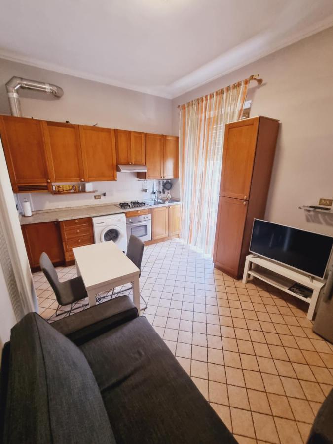 Apartment Classic Chic Bilocale Italia61. Turin
